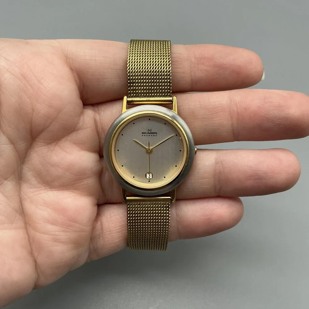 Skagen 16SGS Womens Watch 28mm Silver Gold Tone Mesh Band Date New Battery